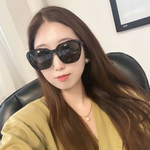 ✨New YSL Black Square Sunglasses